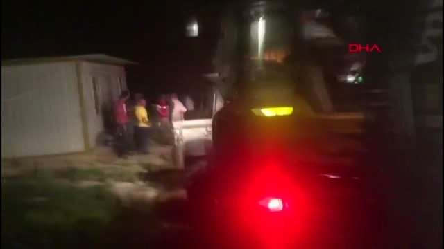 Çiftlik yangınında 2 bin balya saman kül oldu