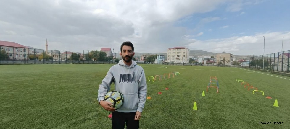 Çıldır'da Çocuklar İçin Ücretsiz Futbol Kursu Başlıyor