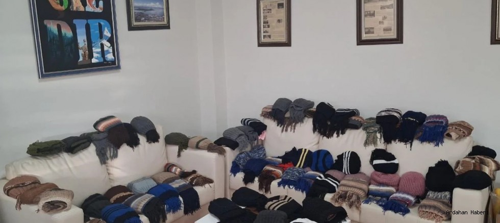 Çıldır’da Köy Okulu Öğrencilerine Sıcak Sürpriz: Emeğin ve Dayanışmanın Örnek Hikâyesi