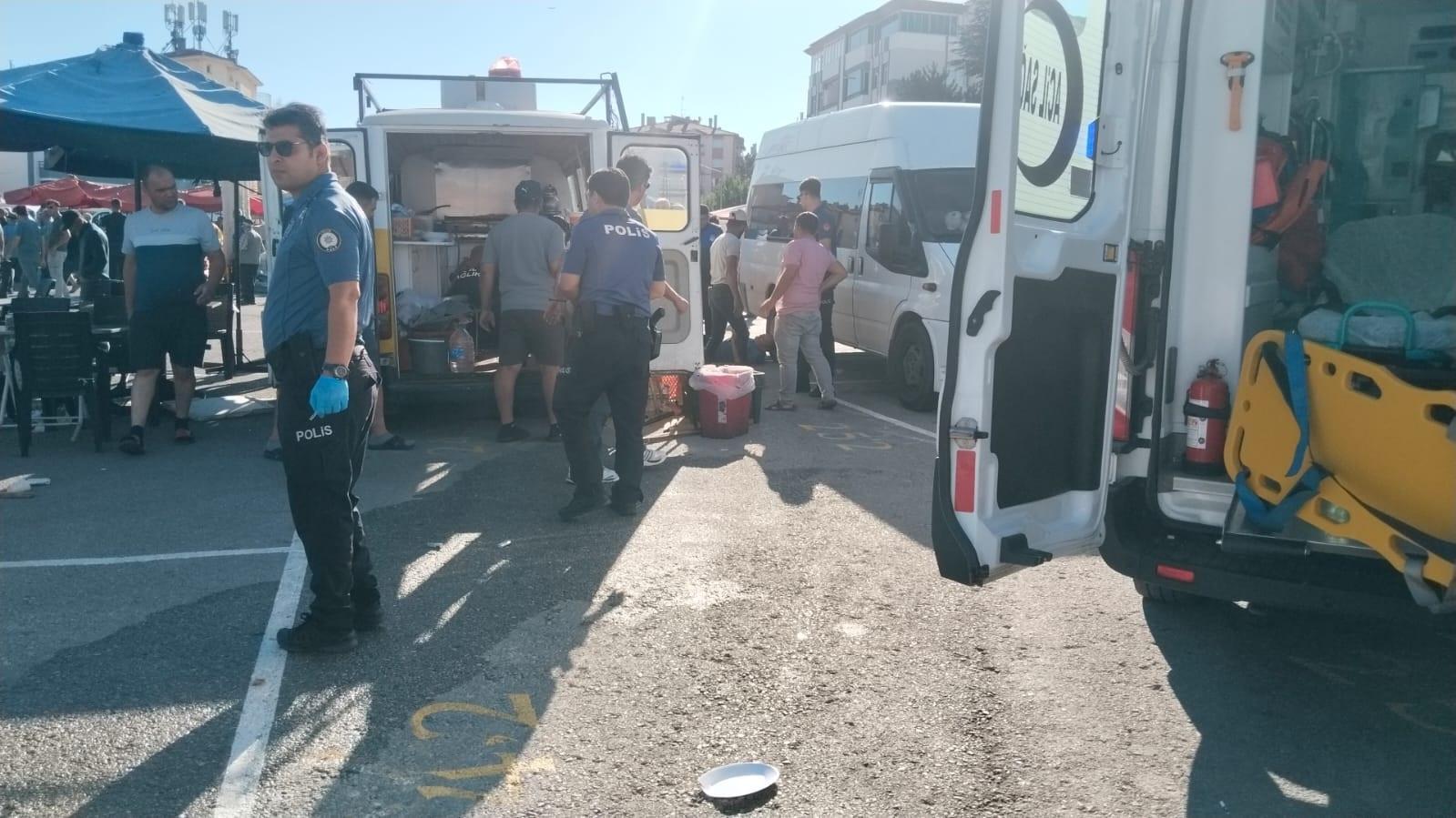 Çorum'da pazar yerine silahlı saldırı: 1 ölü, 7 yaralı