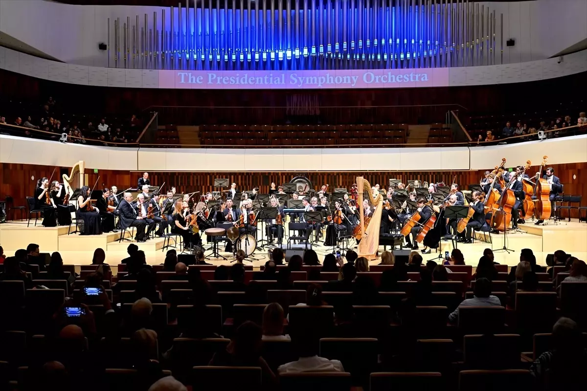 CSO’dan Moskova’da Cumhuriyet konseri