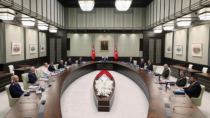 Cumhurbaşkanı Erdoğan başkanlığında gerçekleşen YAŞ toplantısı sona erdi