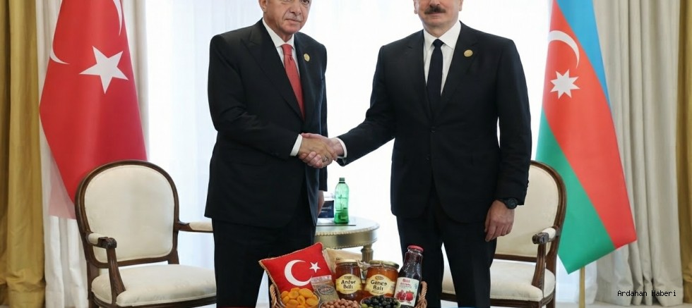 Cumhurbaşkanı Erdoğan’dan Aliyev’e Anım Günü telefonu