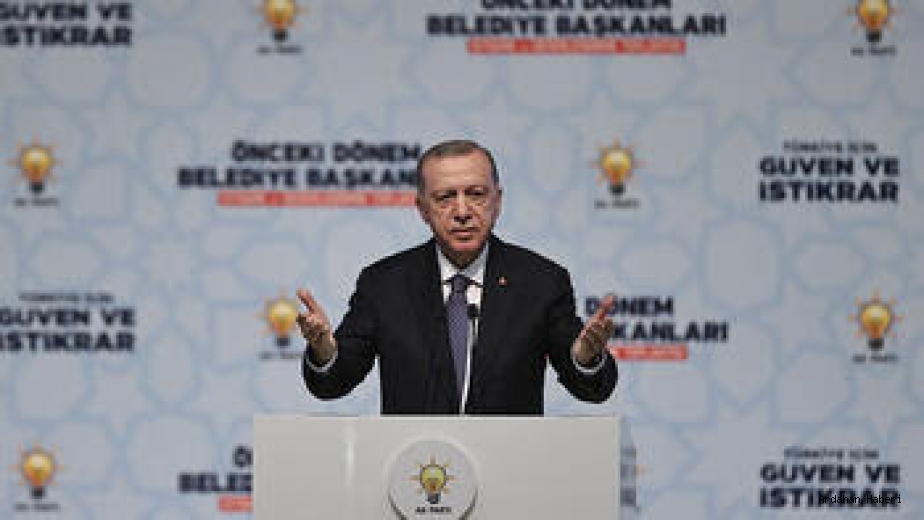 Cumhurbaşkanı Erdoğan Türkiye'yi Suriye'den de Ukrayna'dan da beter etmek için ellerini ovuşturduğu çok kritik bir dönemden geçiyoruz