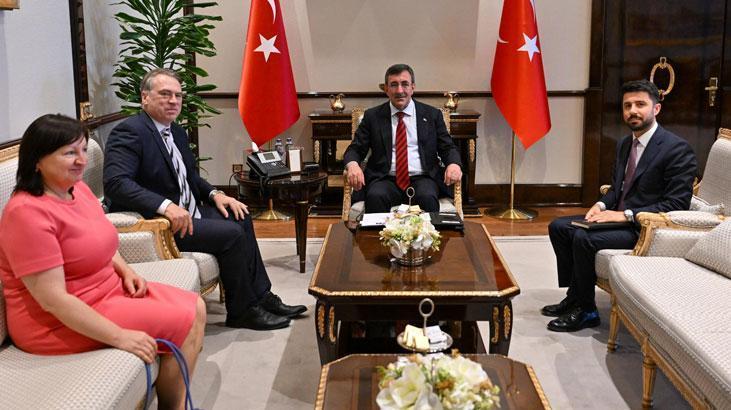 Cumhurbaşkanı Yardımcısı Yılmaz, AB Türkiye Delegasyonu Başkanı Ossowski ile bir araya geldi