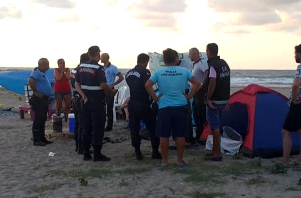 Dalgalara kapılan dayı boğuldu, yeğeni son anda kurtarıldı