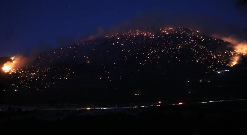 Denizli'de orman yangını! Alevlerle mücadele sürüyor