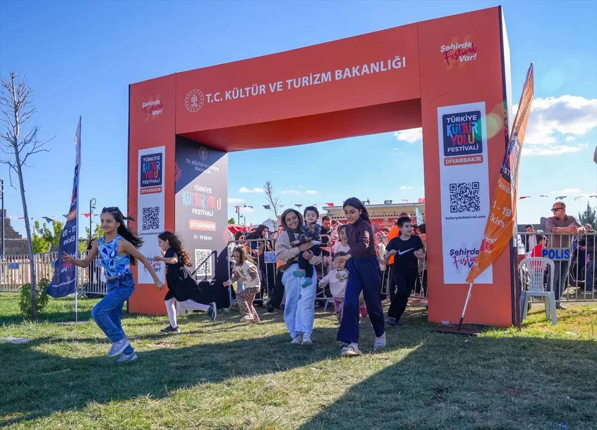 Diyarbakır Kültür Yolu Festivali’nde Çocuklar Eğlenceye Doydu