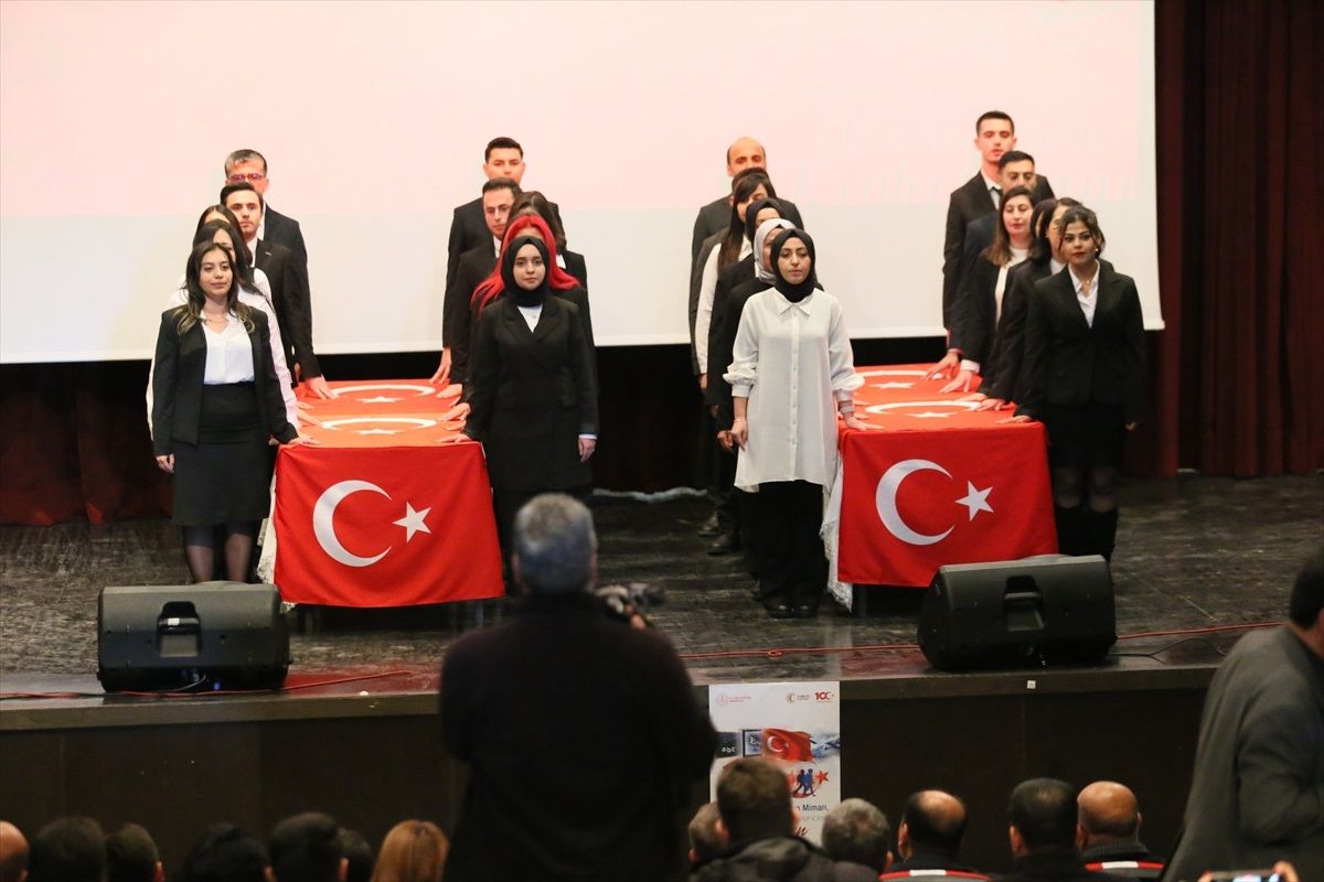 Doğu Anadolu'da Öğretmenler Günü kutlandı