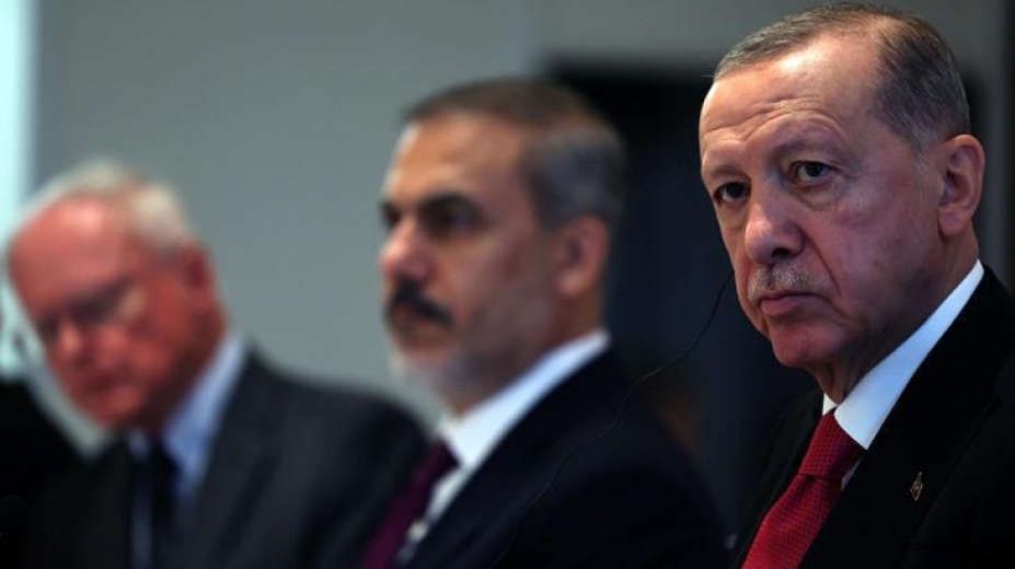 Erdoğan'dan 'yuvarlak masa' toplantısında ABD ve AB'ye net mesajlar