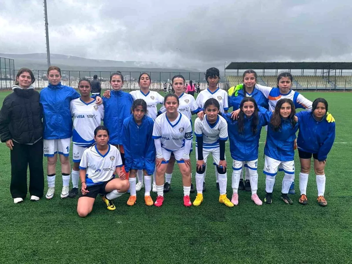 Erzincan Kadın Futbol Takımı, 1. Etap Grup Maçlarına Hazır