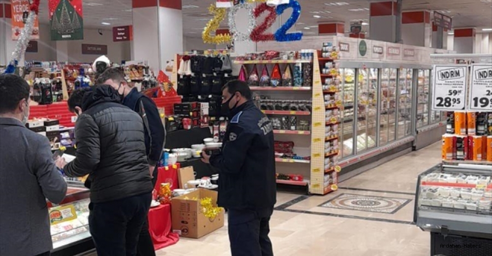 Erzurum'da zabıta ekiplerinin marketlere yönelik fahiş fiyat denetimi sürüyor