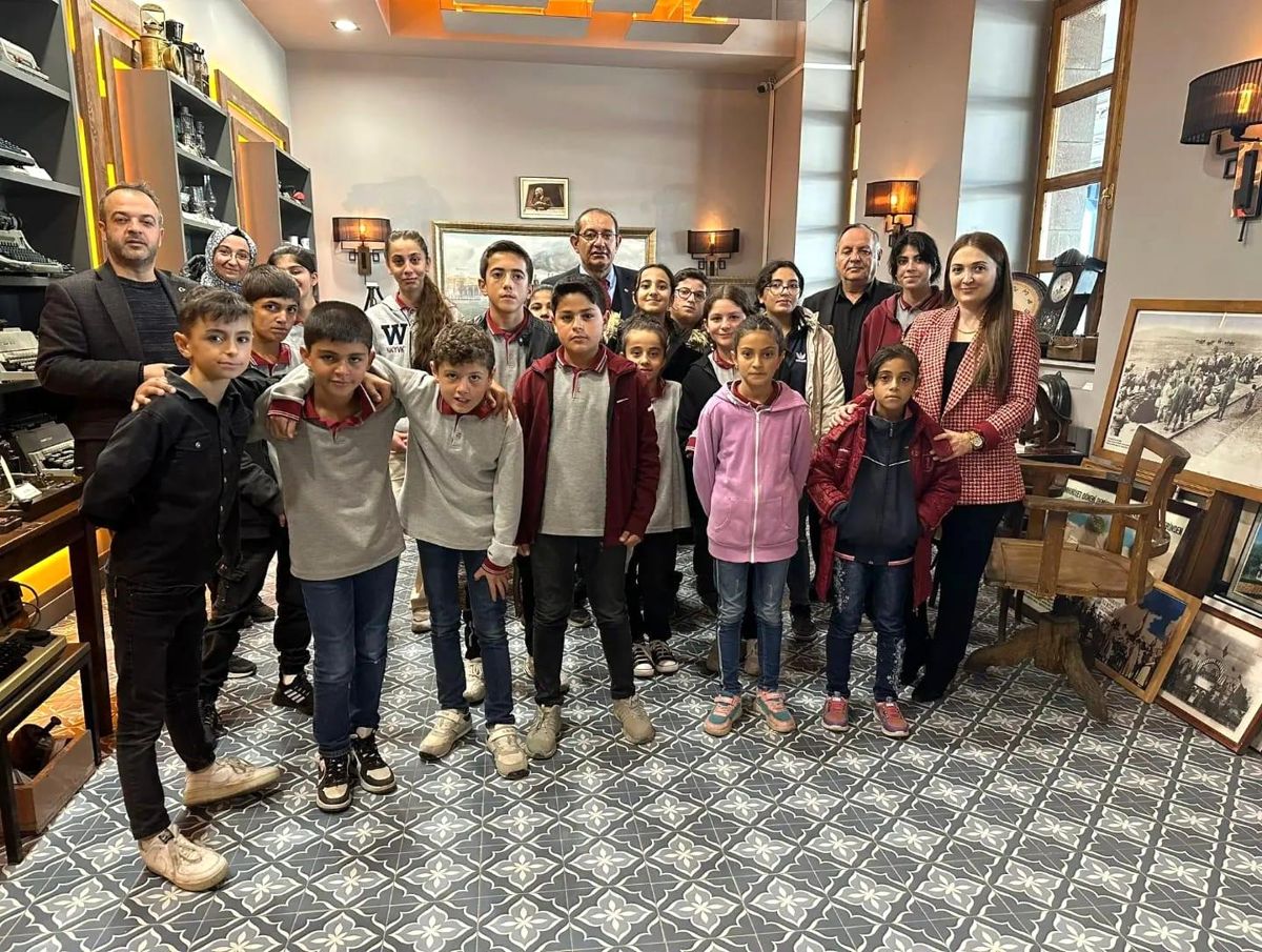 Erzurum Garı'ndaki TCDD Müzesi Öğrencileri Ağırladı