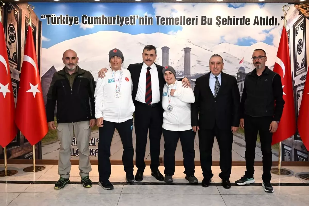 Erzurum Valisi, Özel Sporcuları Teşvik Etti