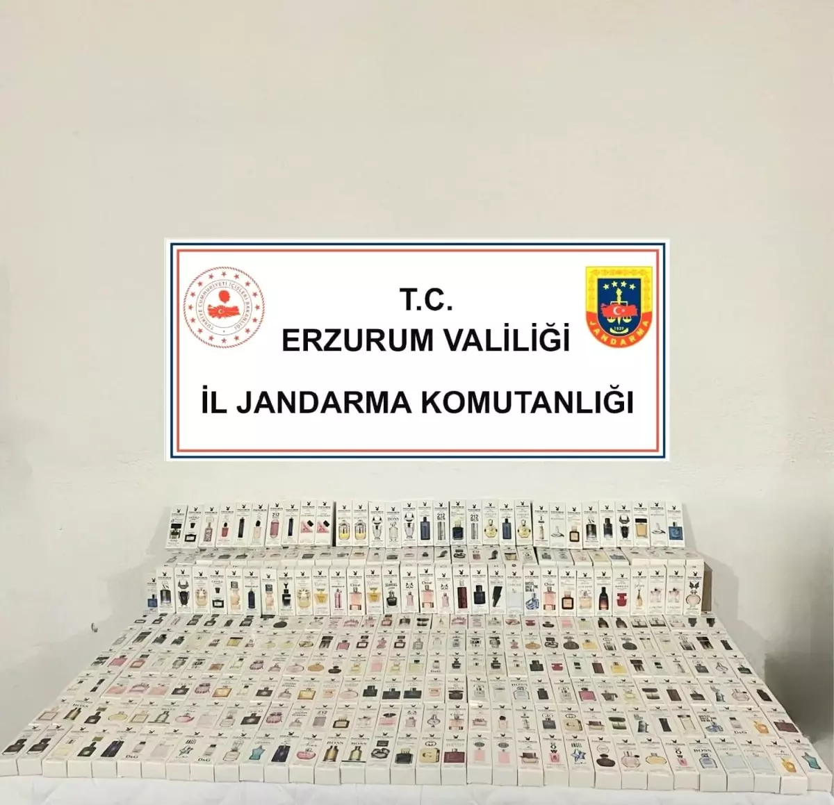 Erzurum'da 1.15 Milyon TL Değerinde Kaçak Parfüm Ele Geçirildi