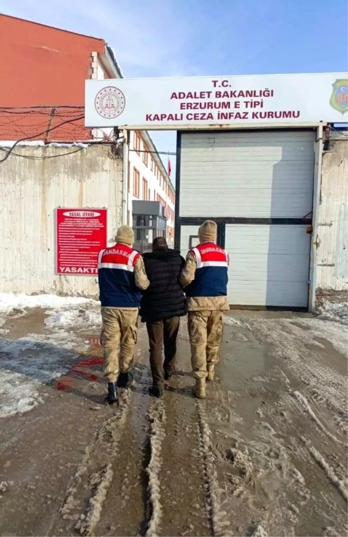 Erzurum'da Aranan 4 Şahıs Jandarma Tarafından Yakalandı