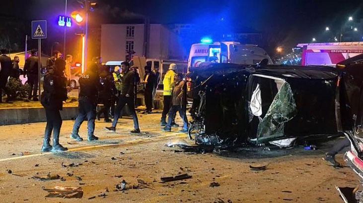 Erzurum’da Trafik Kabusu: 4 Araç Birbirine Girdi