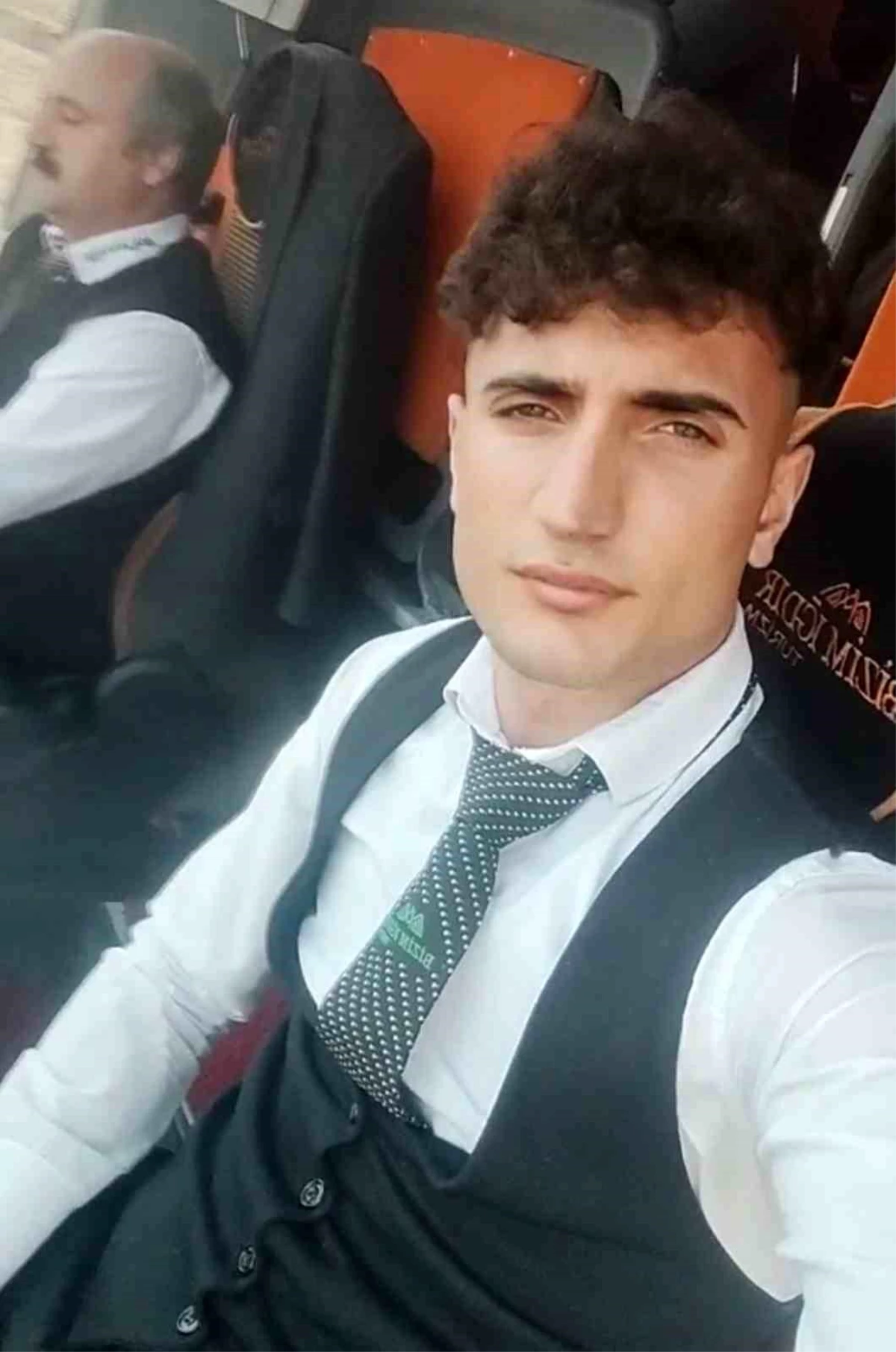 Erzurum'da trafik kazasında hayatını kaybeden otobüs muavininin sosyal medya görüntüleri yürek dağladı