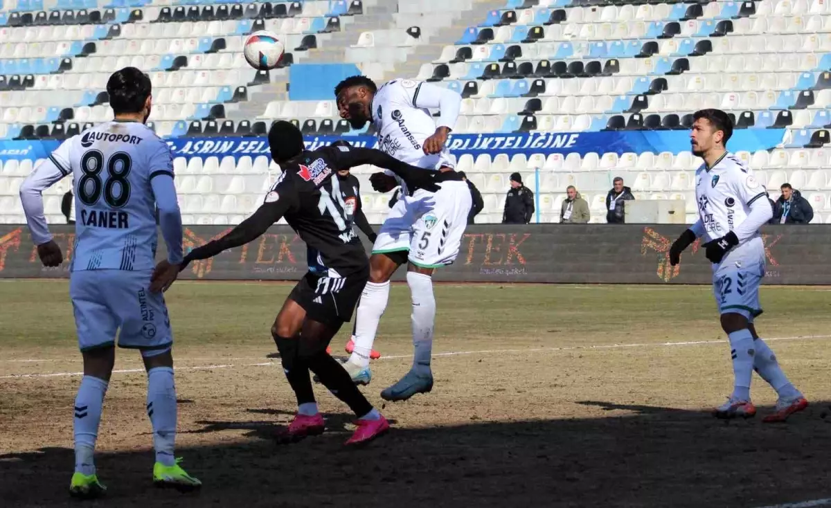 Erzurumspor FK ve Kocaelispor Berabere Kaldı