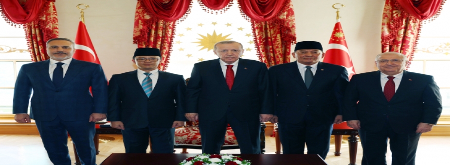 Cumhurbaşkanı Erdoğan, Endonezyalı Bakanları Dolmabahçe’de Kabul Etti