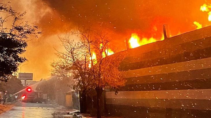 Gaziantep’te büyük yangın! Geri dönüşüm fabrikası alev alev yandı