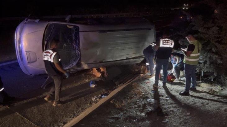Gaziantep'te feci kaza! Lastiği patlayan minibüs taklalar attı: Ölü ve yaralılar var