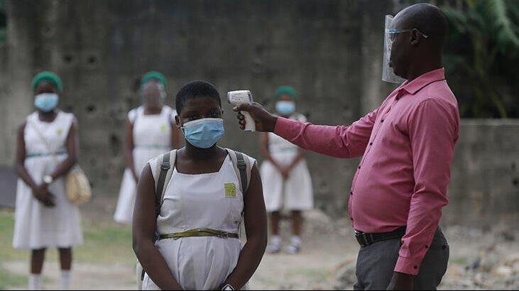 Güney Afrika Cumhuriyeti'nde korkutan koronavirüs artışı