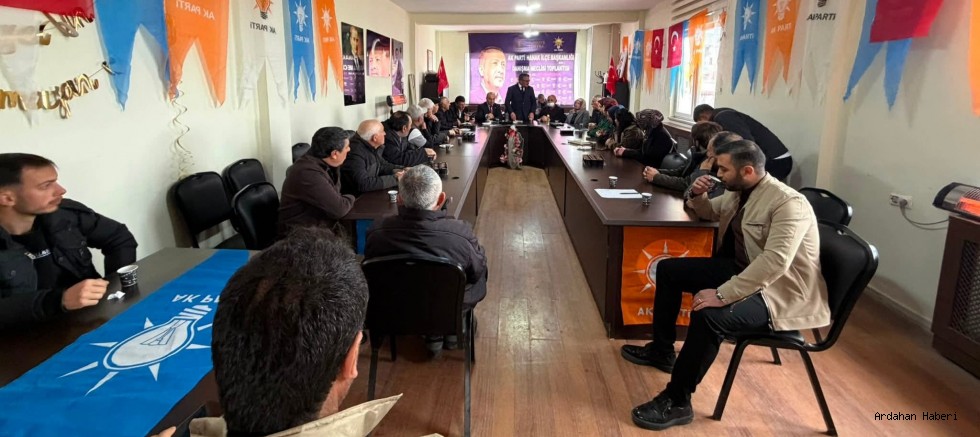 Hanak AK Parti’den Haftalık Olağan Yönetim Toplantısı: Gündem Hanak’ın Geleceği