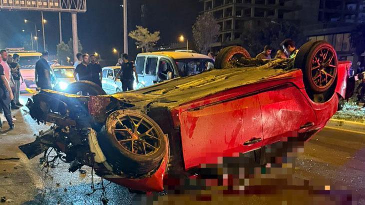 Hatay'da korkunç kaza! Otomobil, motosiklete çarpıp takla attı: 3 ölü, 3 yaralı