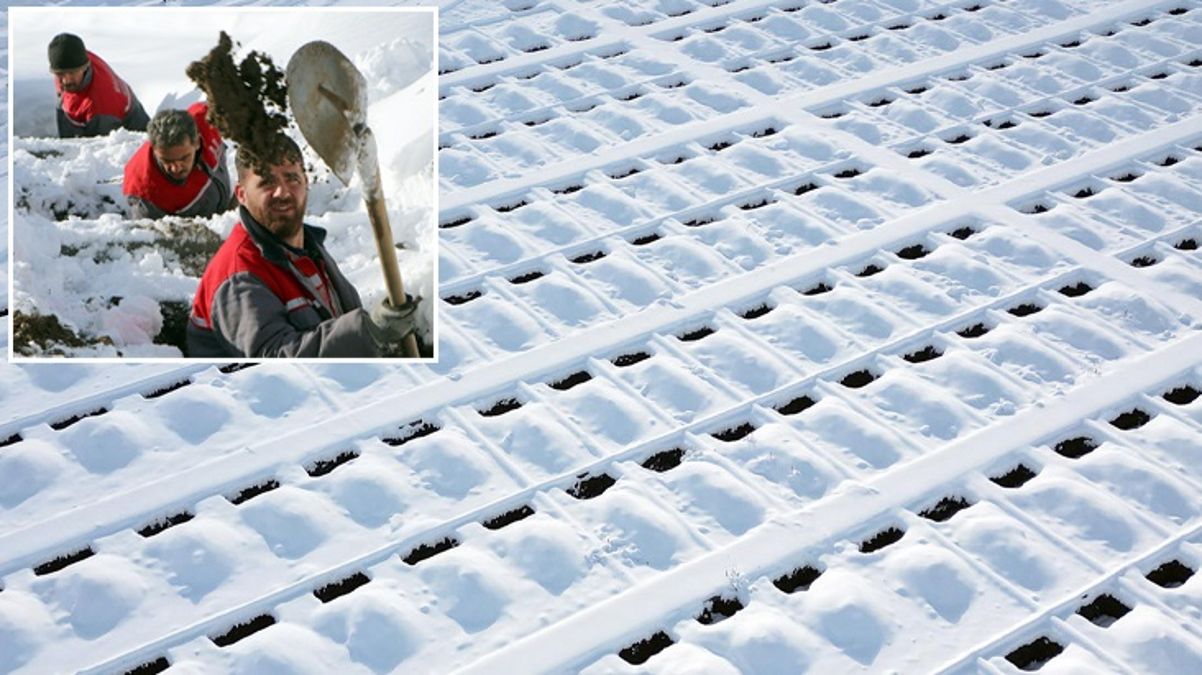 Hava sıcaklığının kışın eksi 20'yi bulduğu Erzurum'da şimdiden 600 mezar yeri kazıldı