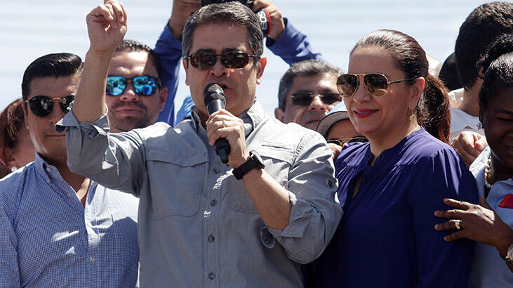Honduras Devlet Başkanı Hernandez corona virüse yakalandı!