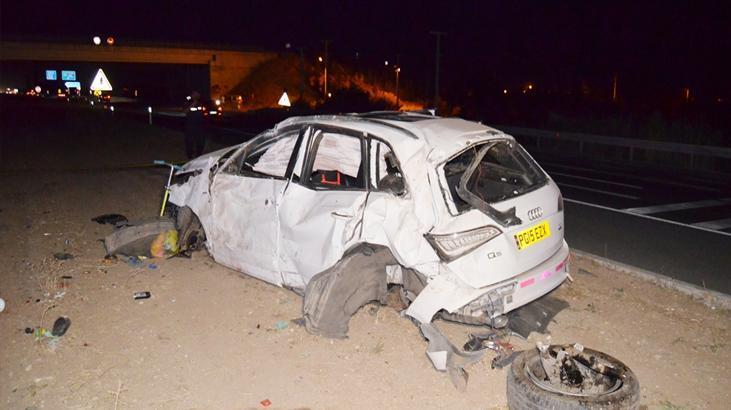 İngiltere'den tatile geldiler, Aksaray'da takla attılar: 2 ölü, 3 yaralı
