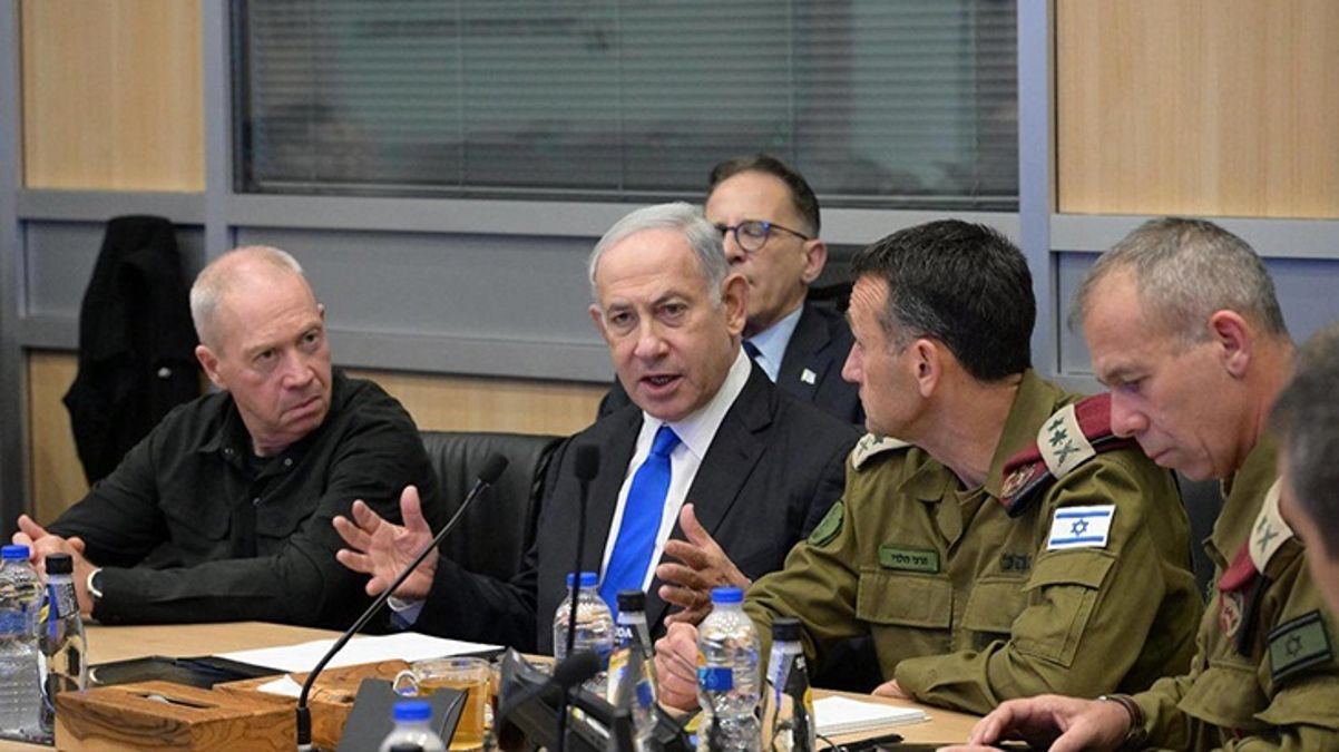 İsrail askerlerin 3 rehineyi öldürmesi sonrası köşeye sıkışan Netanyahu, yeniden Hamas'ın kapısını çalacak