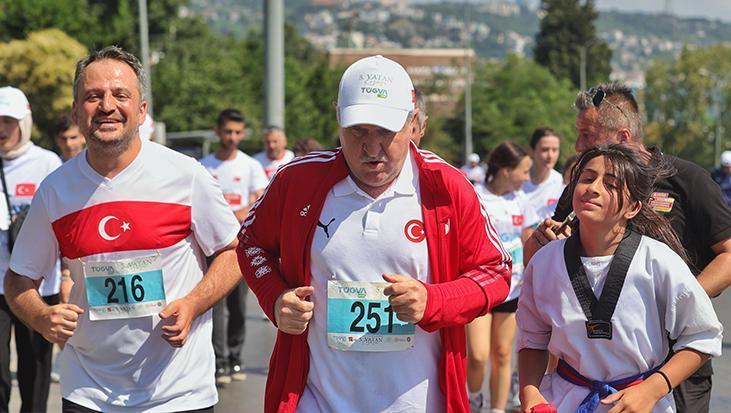 İstanbul'da düzenlenen Vatan Koşusu'yla 15 Temmuz Şehitleri anıldı