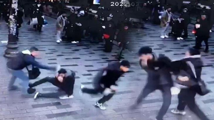 İstiklal Caddesi'nde dehşet anları! Yüzünde parçaladı