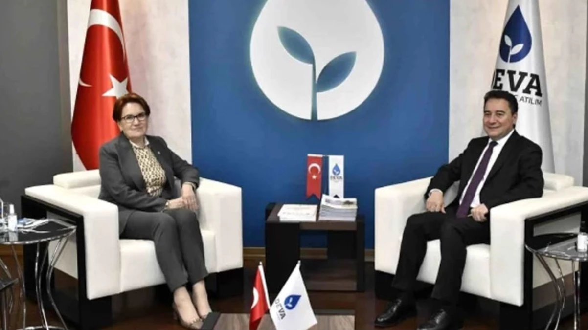 İYİ Parti lideri Akşener, Ali Babacan'a taziye ziyaretinde bulundu