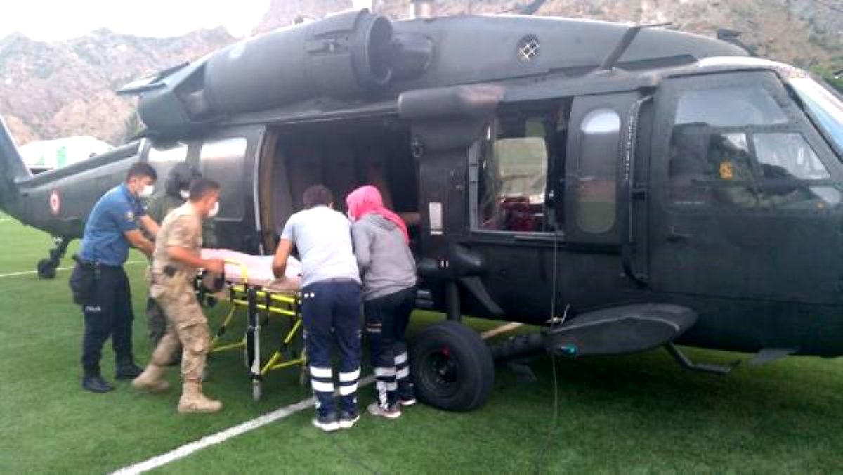 Kaçkar Dağı'na tırmanırken yaralanan dağcı, askeri helikopterle kurtarıldı
