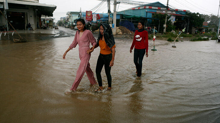 Kamboçya'da aşırı yağışlar 11 can aldı