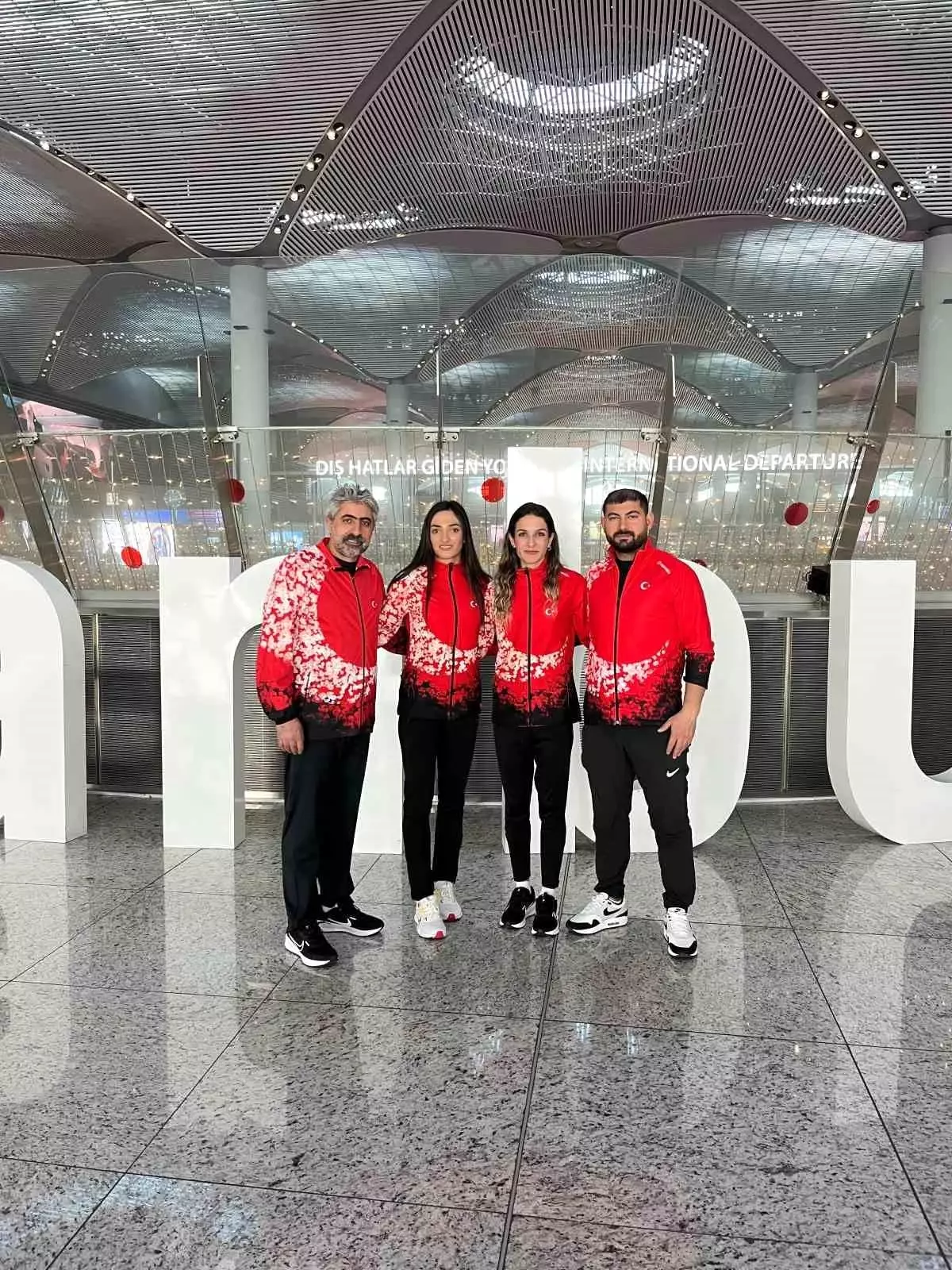 Karslı Milli Sporcular, Balkan Salon Atletizm Şampiyonası İçin Yola Çıktı