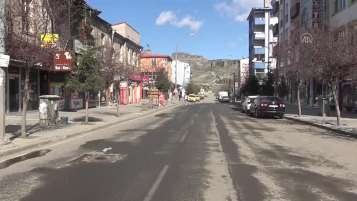 Kars'ta Sokağa çıkma kısıtlamasında sessizlik hakim oldu