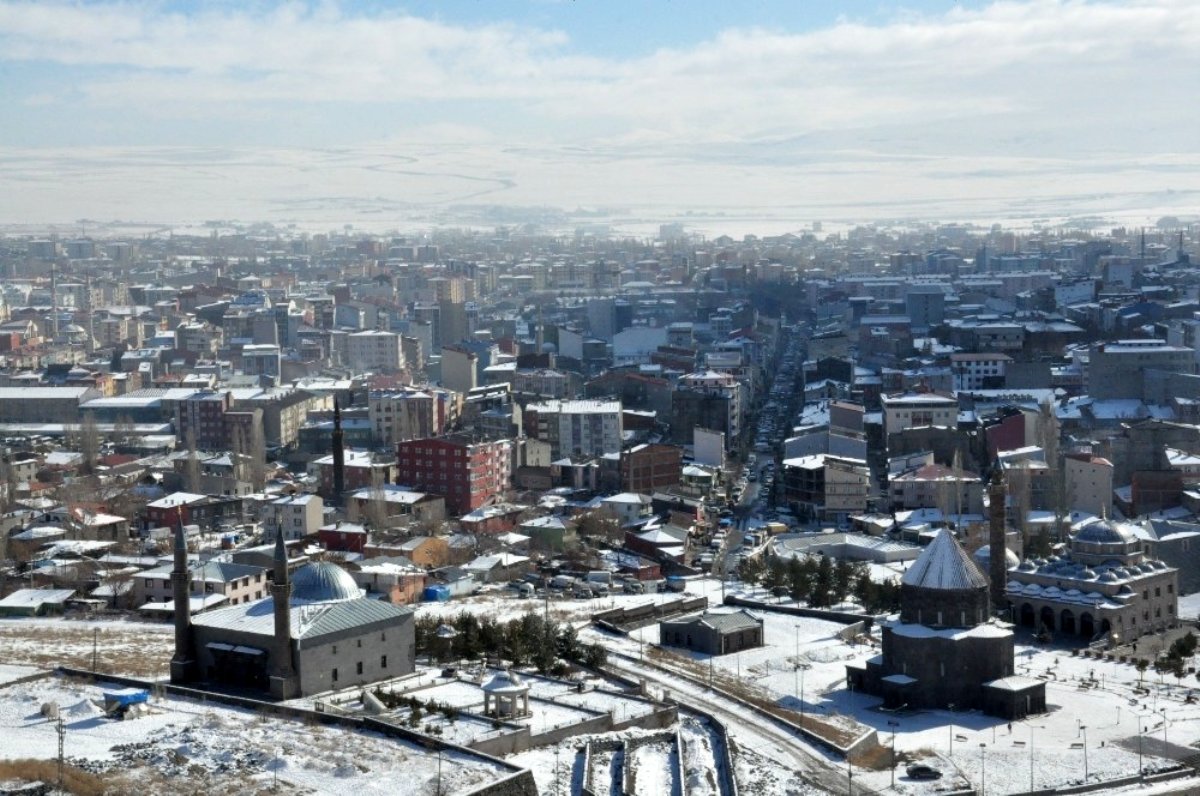 Kars'tan 19 yılda 40 bin 882 kişi göç etti