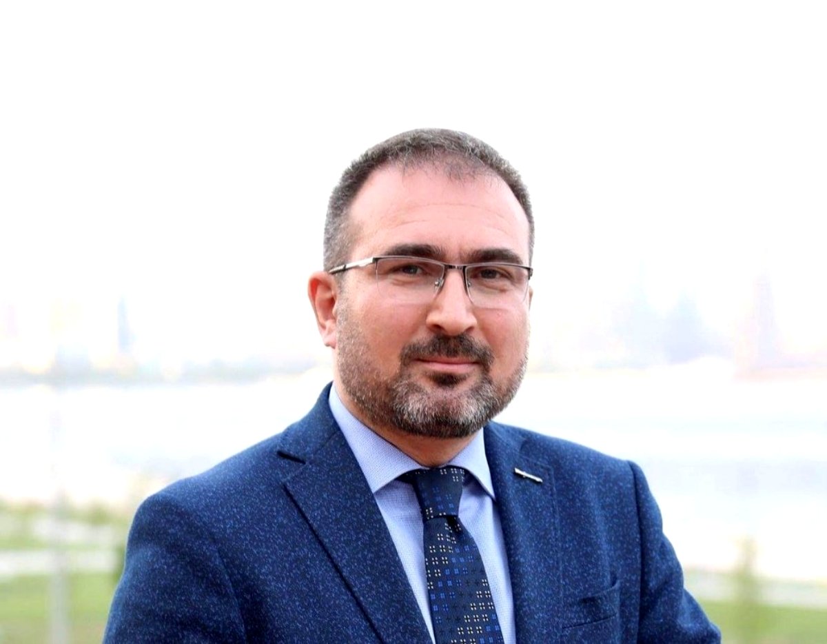Kazakistan'dan Kurucu Cumhurbaşkanı'ndan EkoAvrasya'ya şükran madalyası