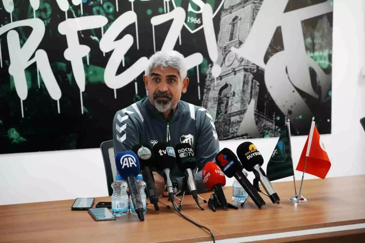 Kocaelispor Teknik Direktörü Taşdemir: Zorlu Bir Periyoda Giriyoruz