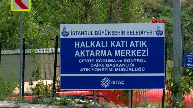 KÜÇÜKÇEKMECE'DE SİTELERİN ARASINDA KALAN ATIK TESİSİNE KARŞI İMZA KAMPANYASI 