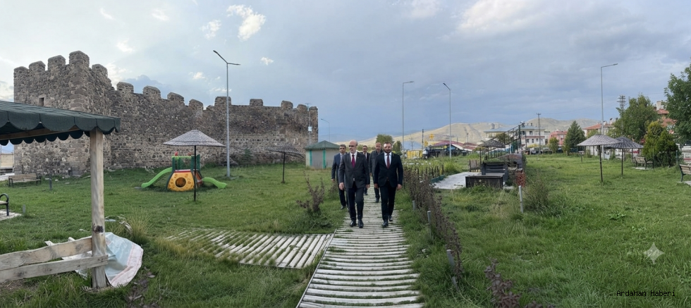 Kültür ve Turizm Bakan Yardımcısı Serdar Çam Ardahanı Ziyaret etti