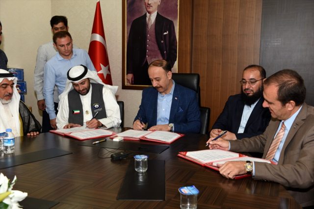 Kuveytli yardım derneklerinden Şanlıurfa'ya okul