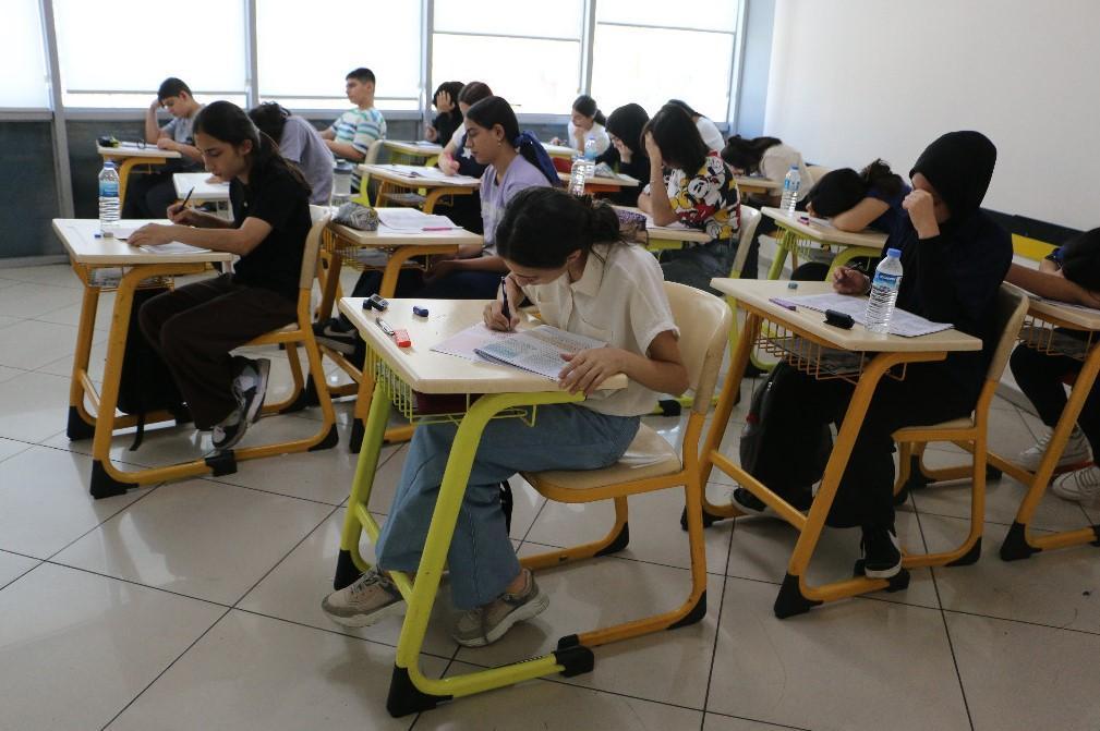 LGS şampiyonları bu 3 liseyi seçti! Gözde liseler tabanı 500'le kapattı