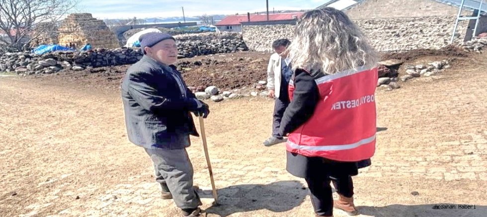 Aile Sosyal Hizmetler Ekipleri Deprem Bölgesi Çıldır Gölebakan’daydı