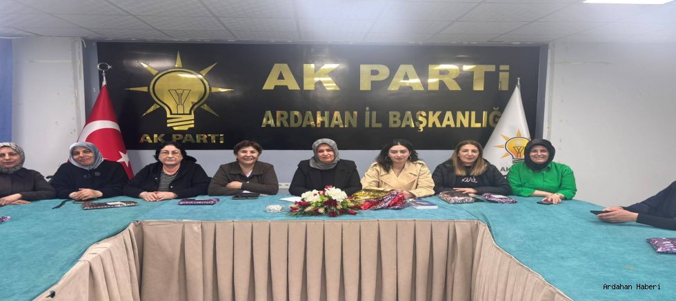 AK Parti Ardahan İl Kadın Kolları, Gülten Özdemir Başkanlığında Toplandı