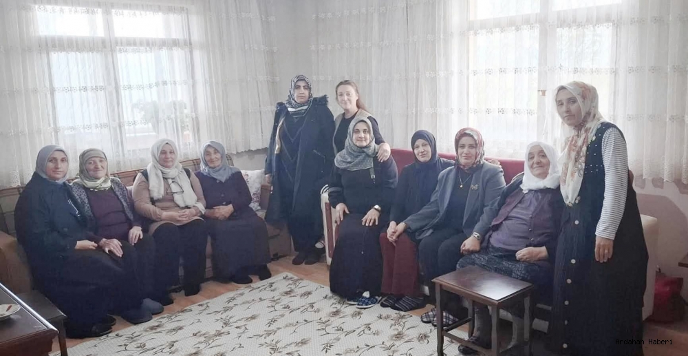 AK Parti Ardahan Kadın Kolları Başkanı Gülten Özdemir’den Hane Ziyaretleri